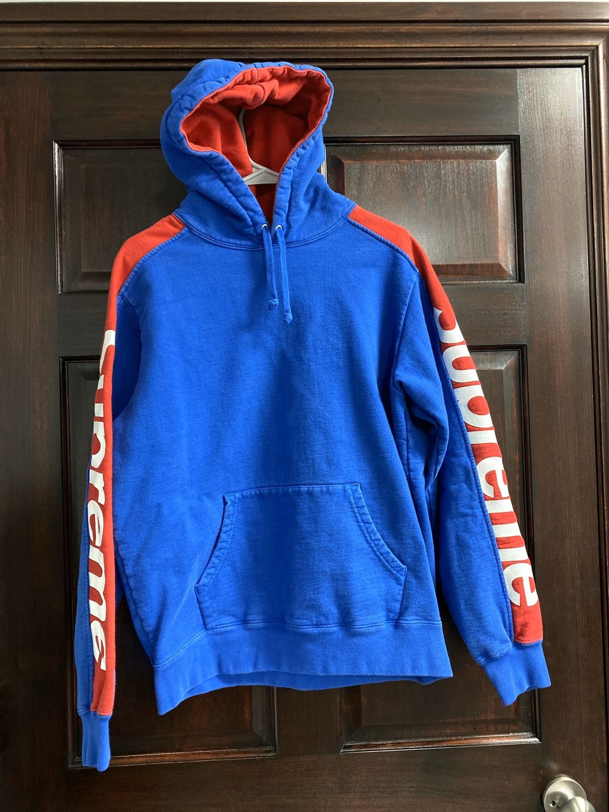 Supreme Sideline Hooded Sweatshirt in Royal size M SS18 | Grailed