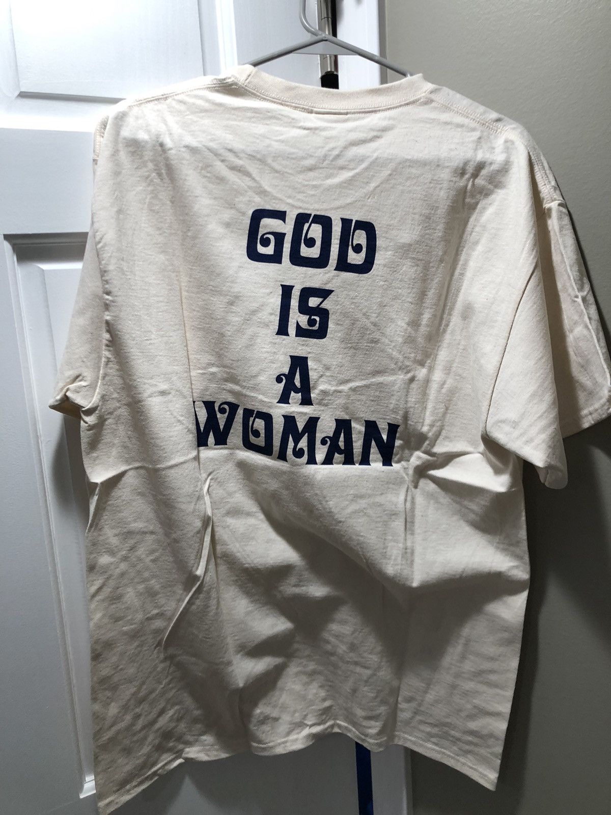 Noah Noah - God is a woman tee Size US L / EU 52-54 / 3 - 6 Thumbnail