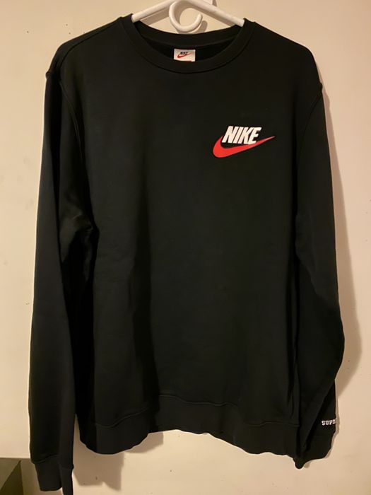 Supreme hotsell nike crewneck