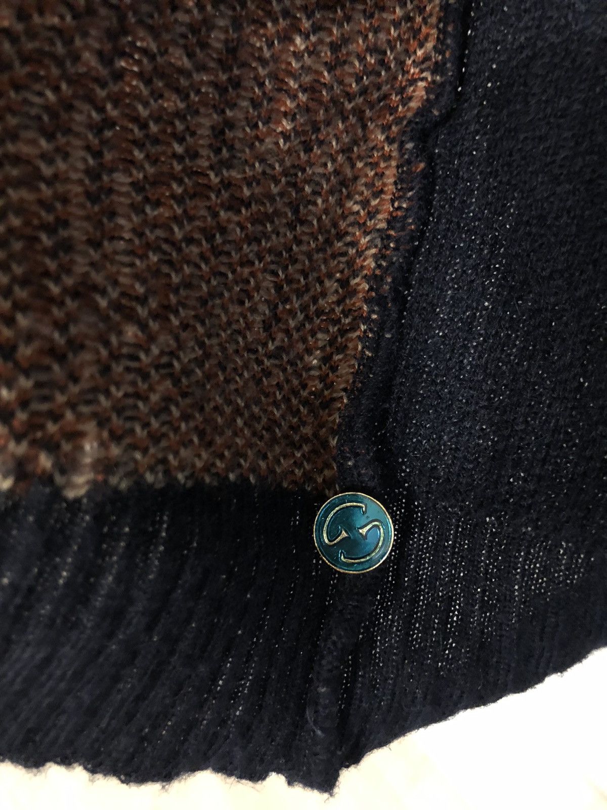 Gucci Rare authentic gucci vintage square cardigan Size US M / EU 48-50 / 2 - 7 Thumbnail