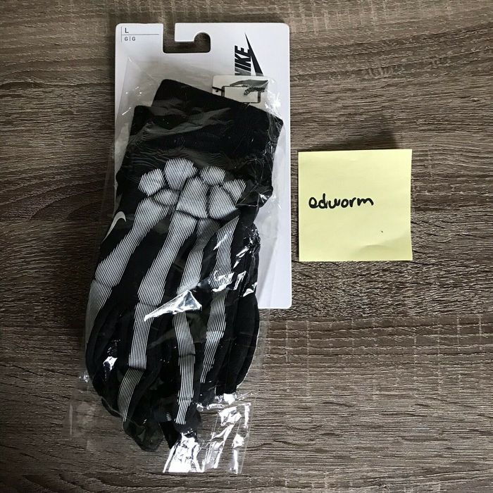 Nike skeleton sphere store running gloves black