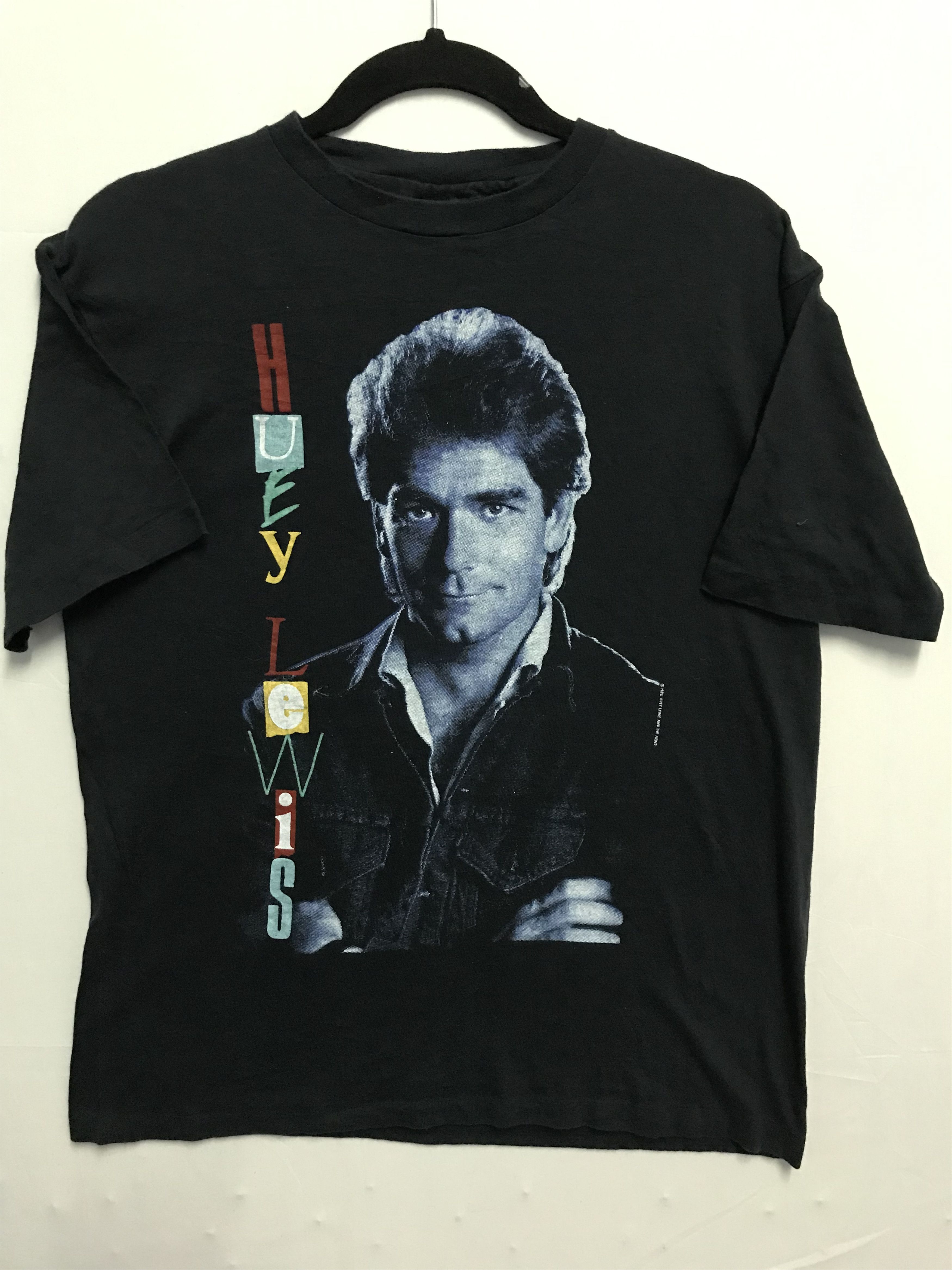 Band Tees × Vintage Vintage 80's HUEY LEWIS And The News Promo Album Tshirt Size US L / EU 52-54 / 3 - 1 Thumbnail