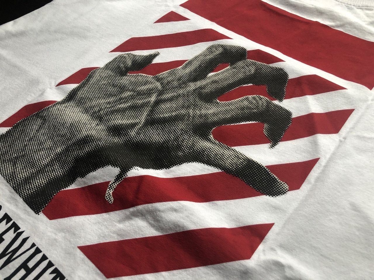 Off-White × Undercover White Hand Dart S/S T-Shirt Size US M / EU 48-50 / 2 - 8 Thumbnail