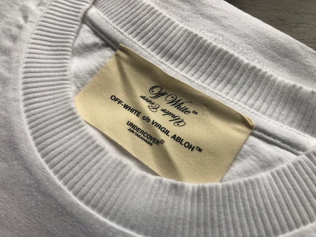 Off-White × Undercover White Hand Dart S/S T-Shirt Size US M / EU 48-50 / 2 - 5 Thumbnail