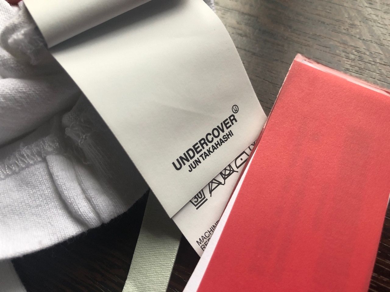 Off-White × Undercover White Hand Dart S/S T-Shirt Size US M / EU 48-50 / 2 - 11 Thumbnail