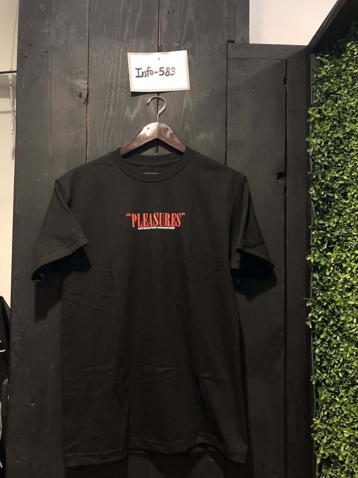Pleasures SATISFACTION GUARANTEED T-SHIRT Size US M / EU 48-50 / 2 - 1 Preview