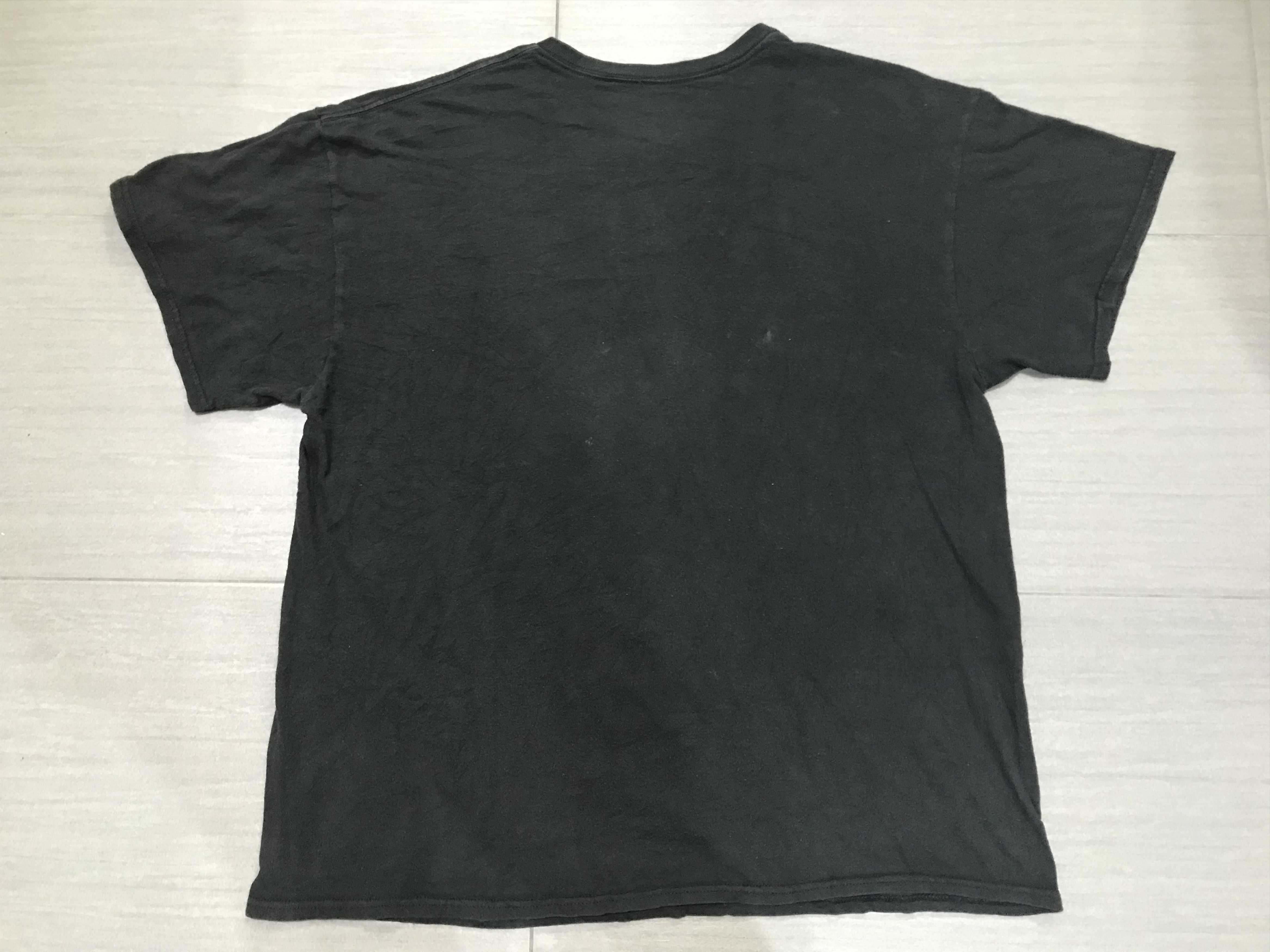 Band Tees RED HOT CHILLI PEPPERS Big Logo Rock Tour Concert Tshirt Size US XL / EU 56 / 4 - 2 Thumbnail