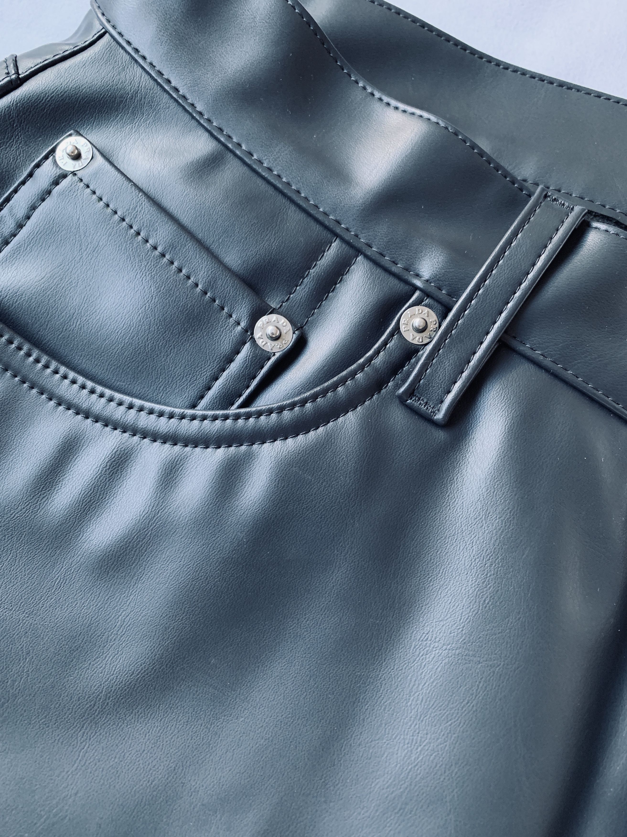 Prada Prada SS16 Vegan Leather Shorts (Size 46) 2016 Size US 31 - 7 Thumbnail