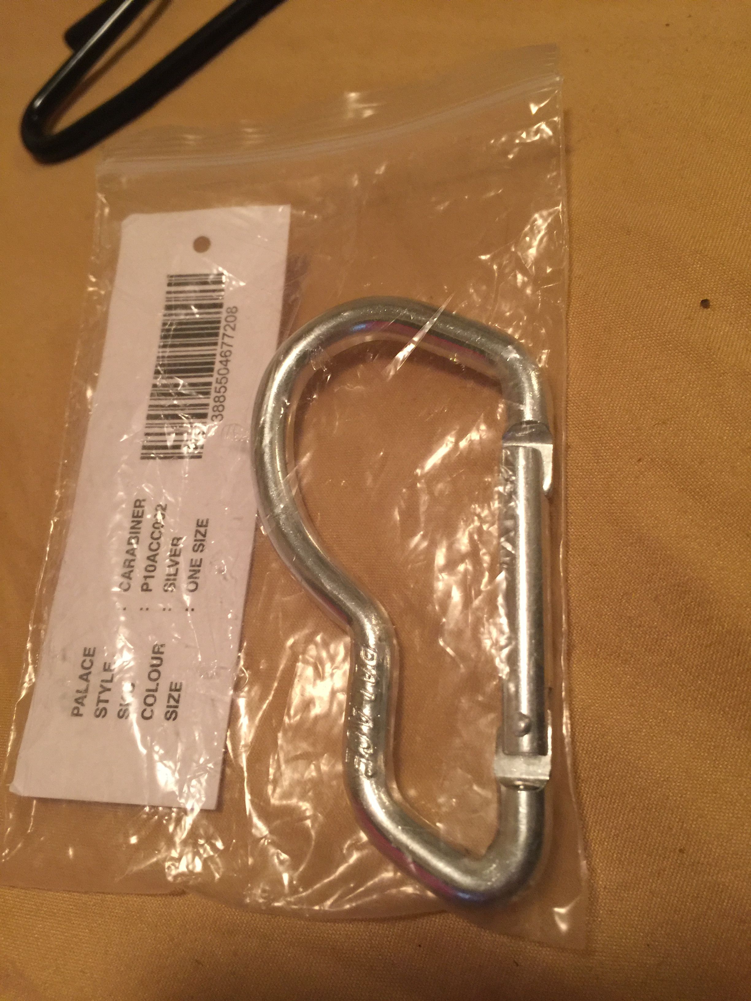 palace tri carabiner カラビナ PALACE TRI CARABINER /
