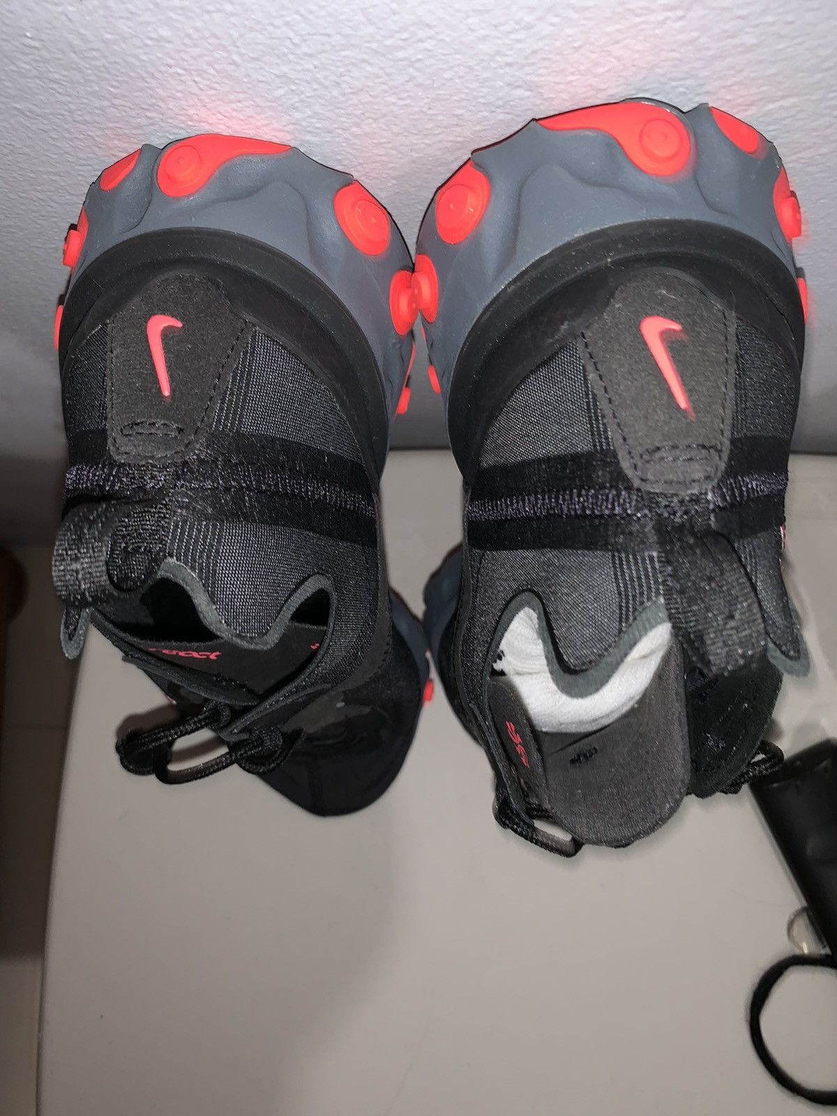 react element 55 solar red