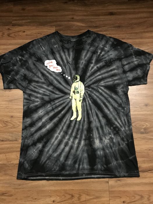 Travis scott astroworld tour store astronaut tee tie dye