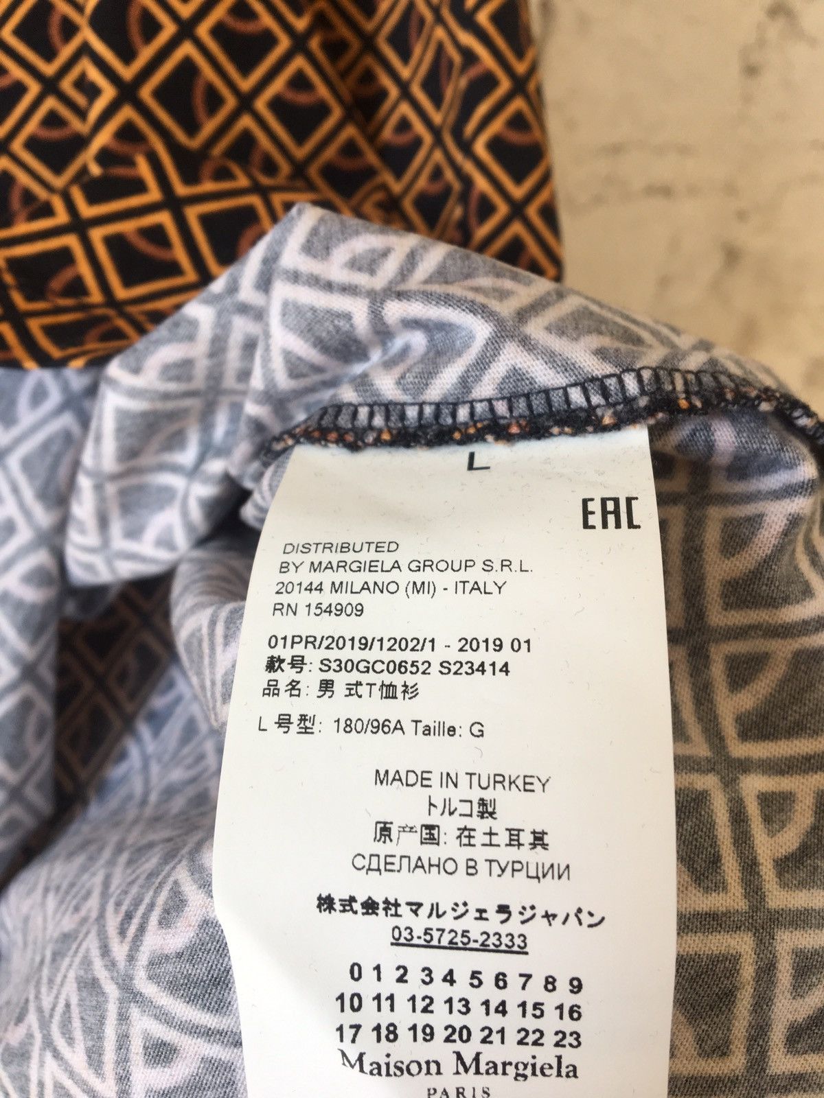 Maison Margiela Diamond print Size US L / EU 52-54 / 3 - 5 Thumbnail