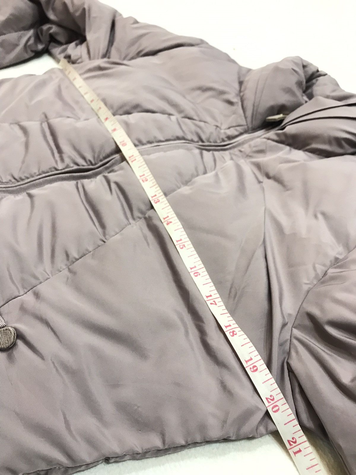 Salvatore Ferragamo SALVATORE FERRAGAMO QUILTED GOOSE DOWN PUFFER JACKET SNOW Size US XXS / EU 40 - 3 Thumbnail