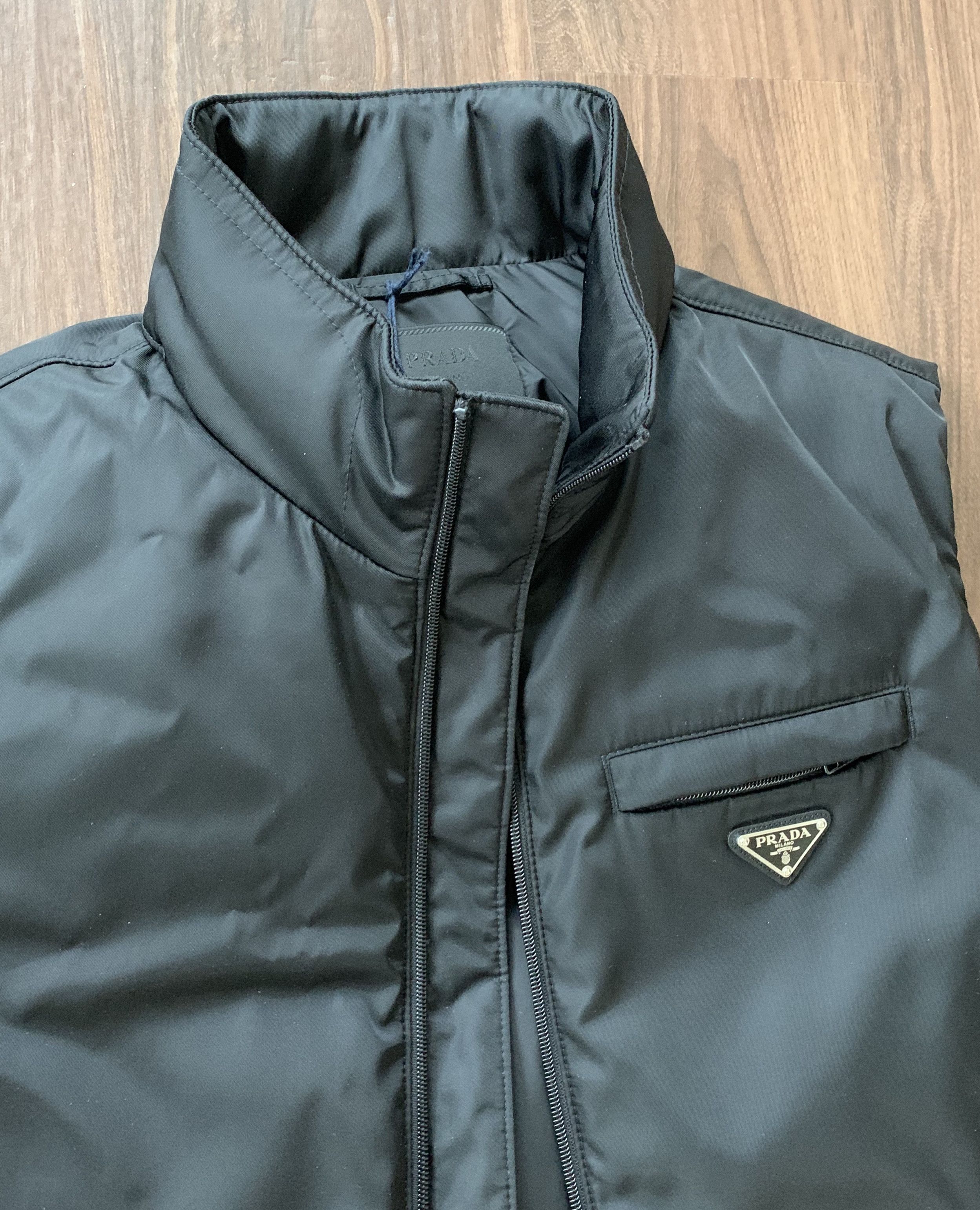 Prada Padded Nylon Gabardine Vest Size US L / EU 52-54 / 3 - 1 Thumbnail