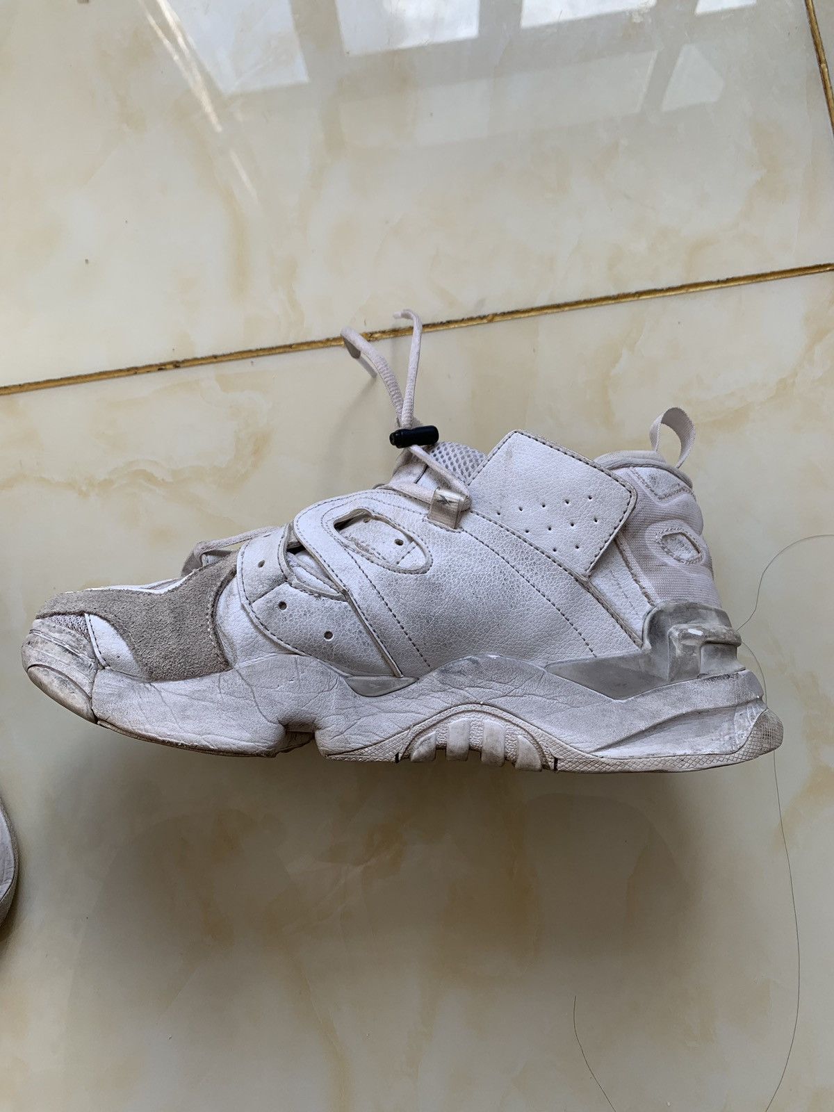 Reebok × Vetements reebok x vetements genetically modified pump | Grailed