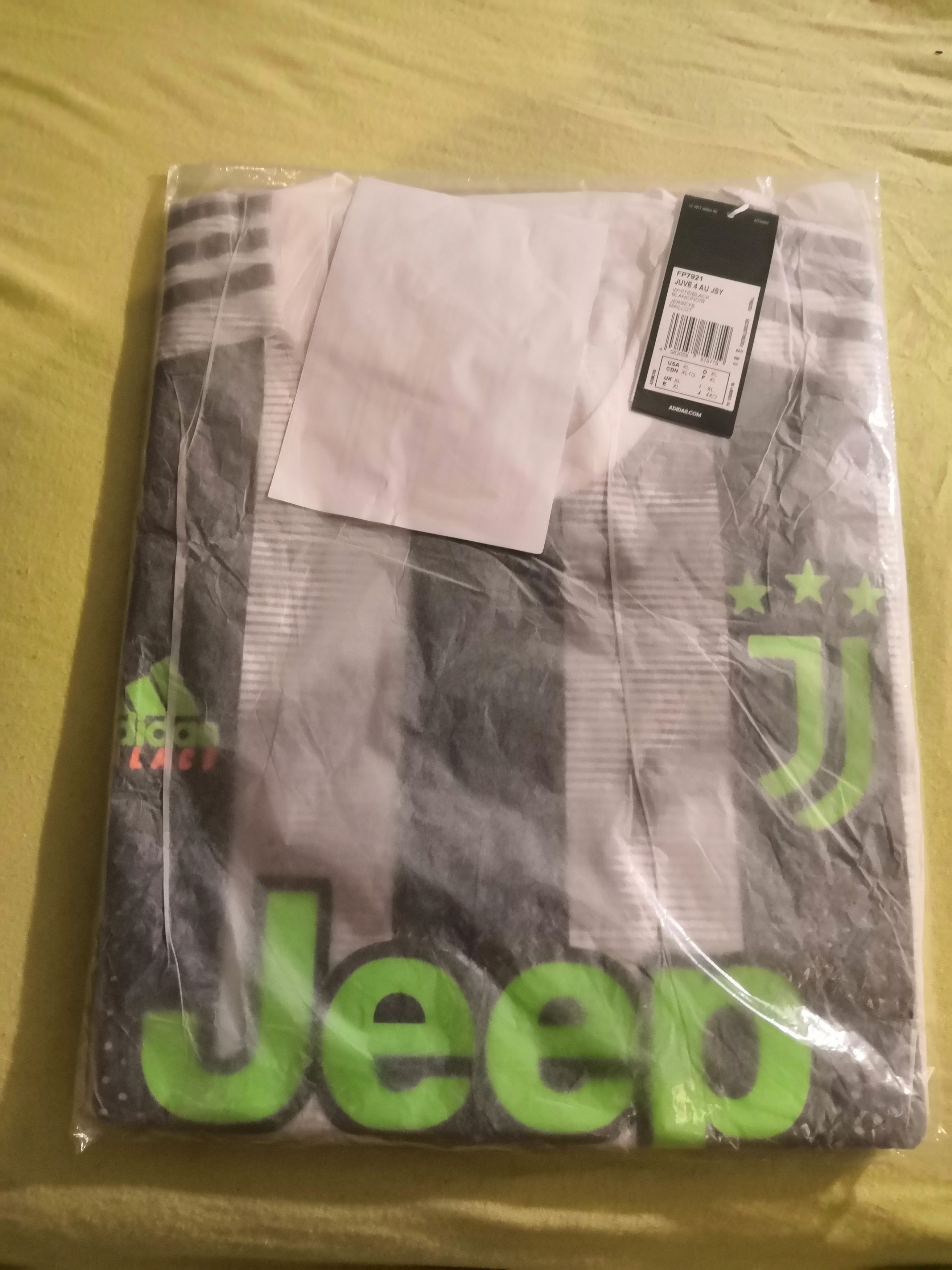 Adidas us juventus palace xl best sale