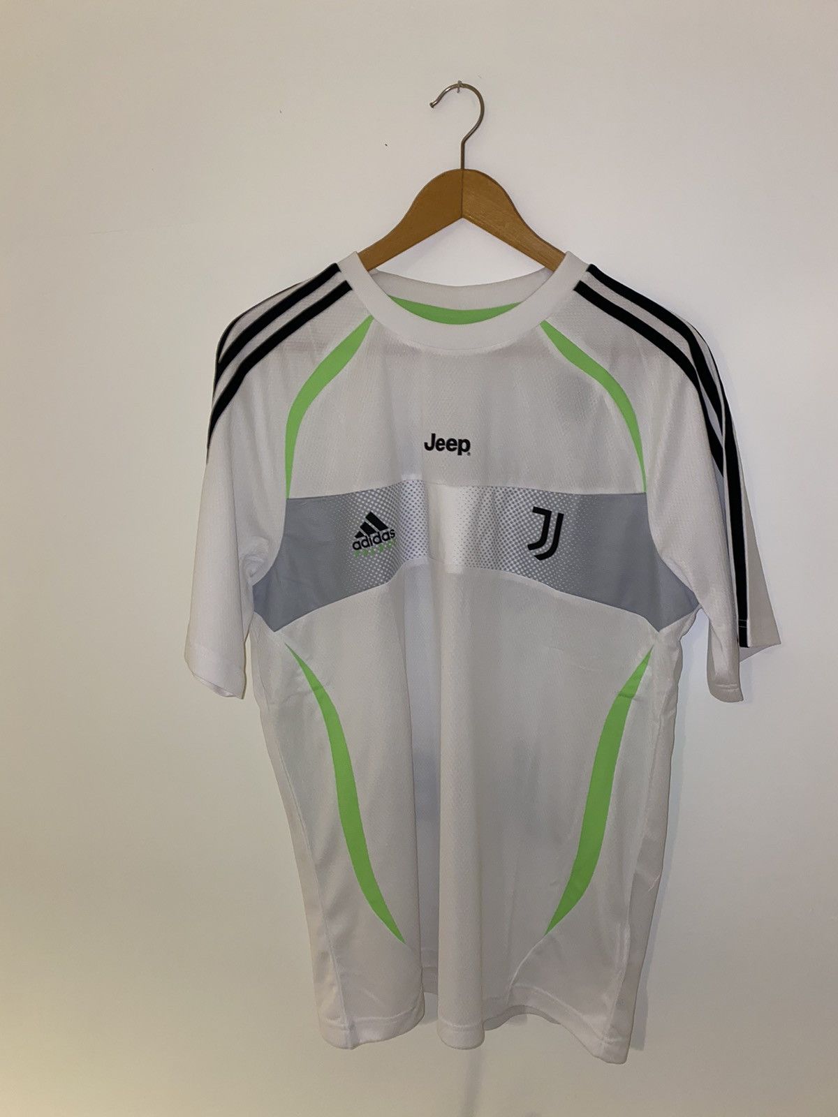 Palace juventus kit