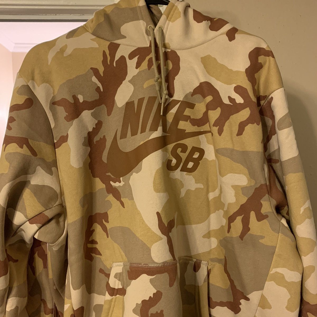 Nike desert camo hoodie hotsell