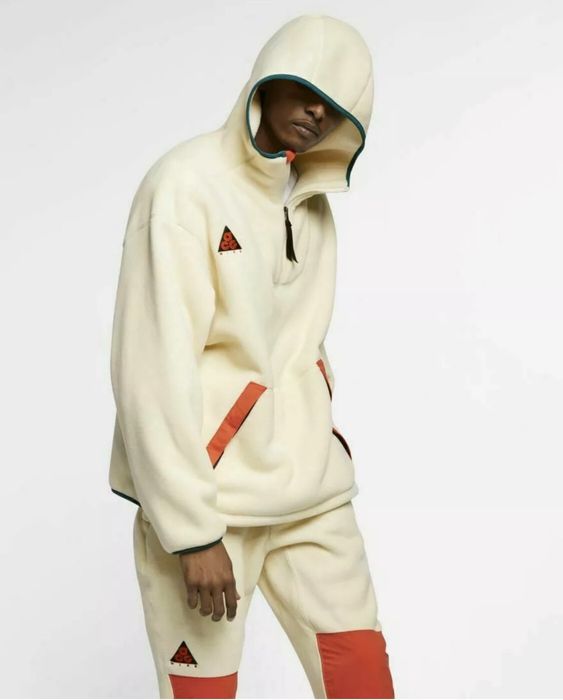 Nike acg sherpa fleece hotsell hoodie cream