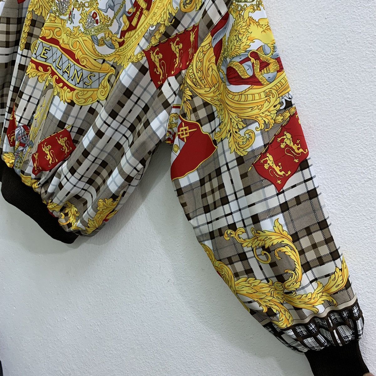 Vintage RARE Vintage Baroque Silk Alloverprint Style Luxury Jacket Size US L / EU 52-54 / 3 - 11 Thumbnail