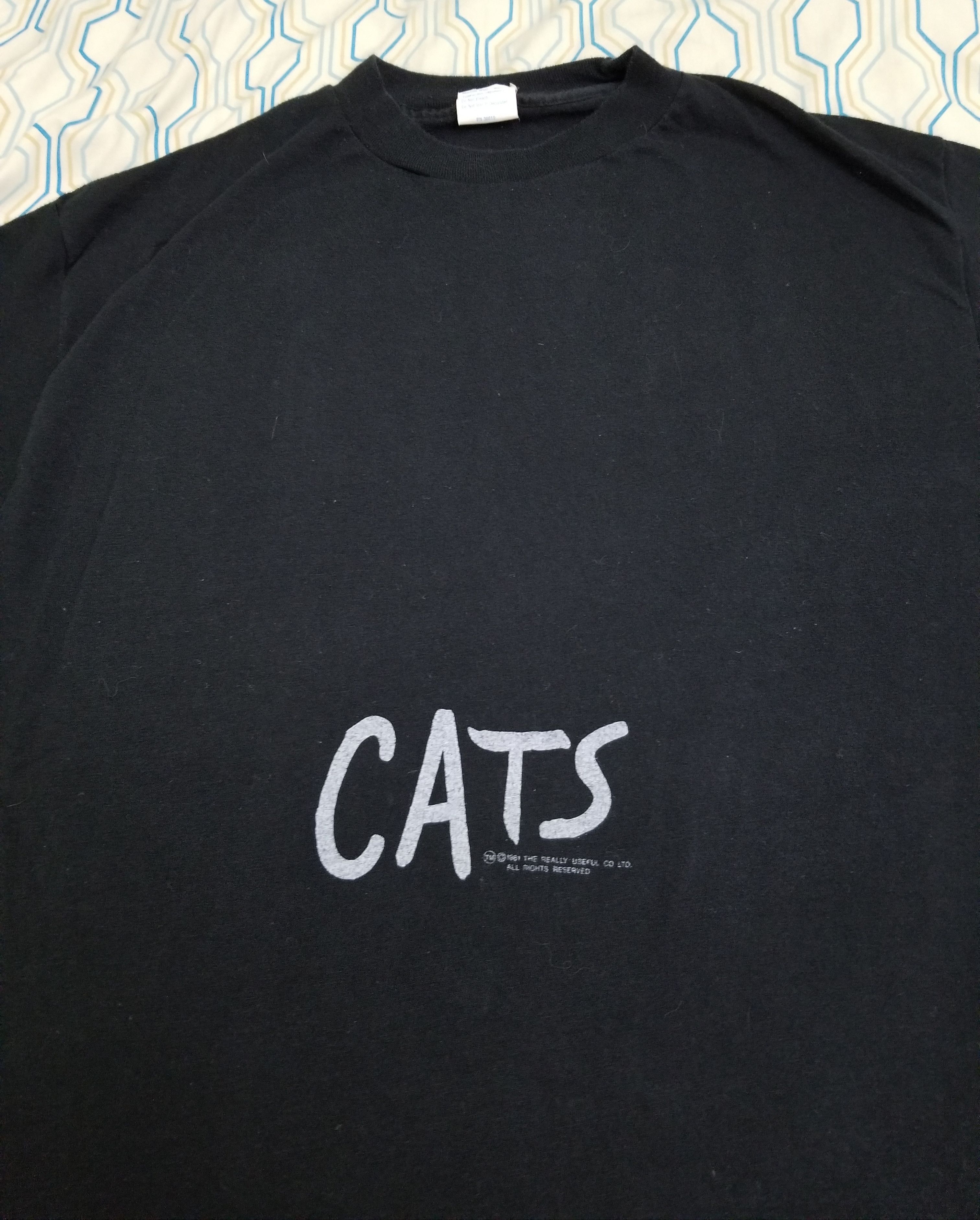 Vintage 1981 Cats Musical T-Shirt offers Single