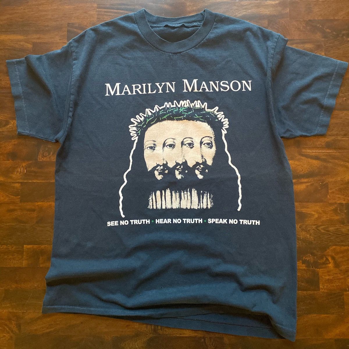 Marilyn Manson Tシャツ Marilyn Manson bigger than the devil t shirt | TShirtSlayer