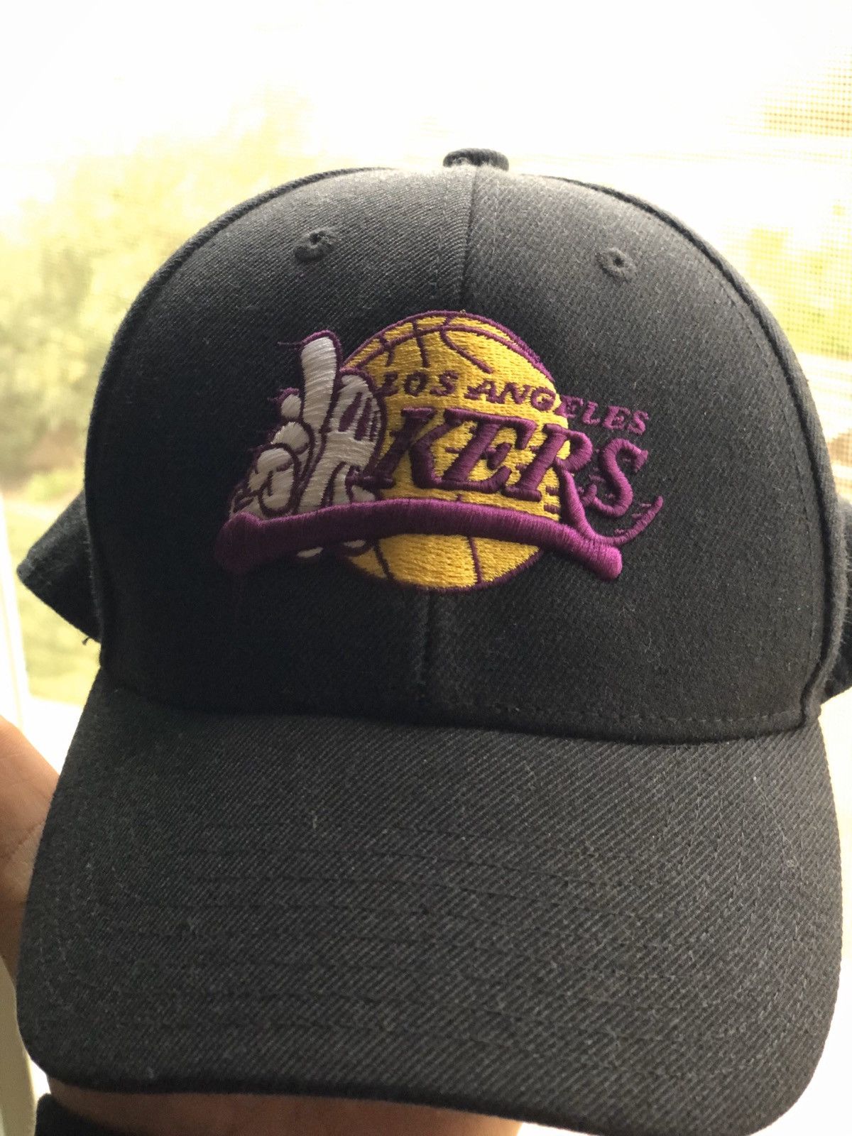 Og slick store lakers hat