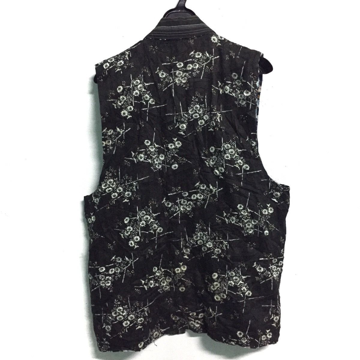 Japanese Brand Reversible Kimono Vest Style With Traditional Decoration Size US M / EU 48-50 / 2 - 4 Thumbnail
