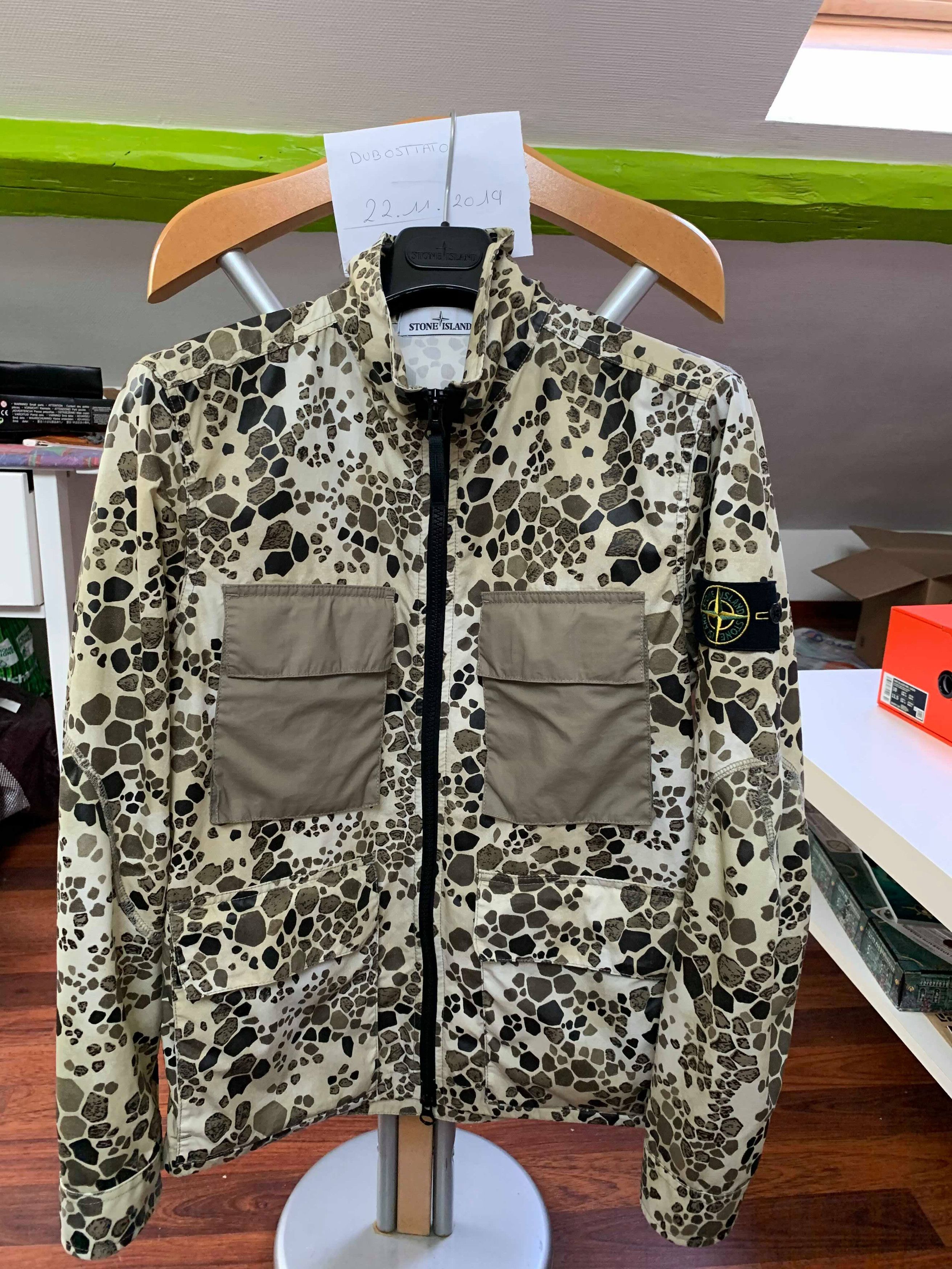 Stone island alligator camo hot sale jacket