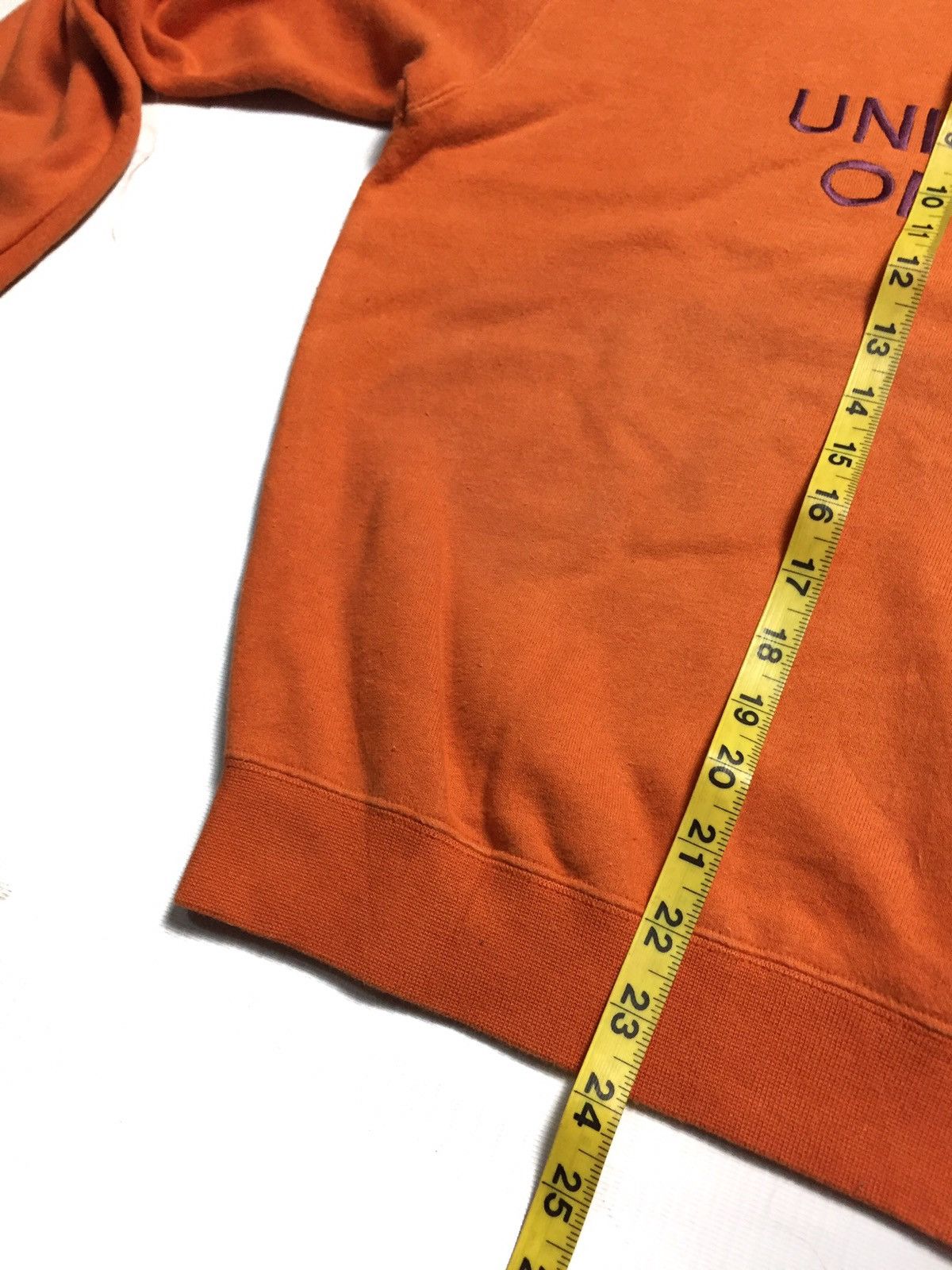 United Colors Of Benetton Rare!Orange United Color of Benetton embroidery sweatshirt Size US S / EU 44-46 / 1 - 5 Thumbnail