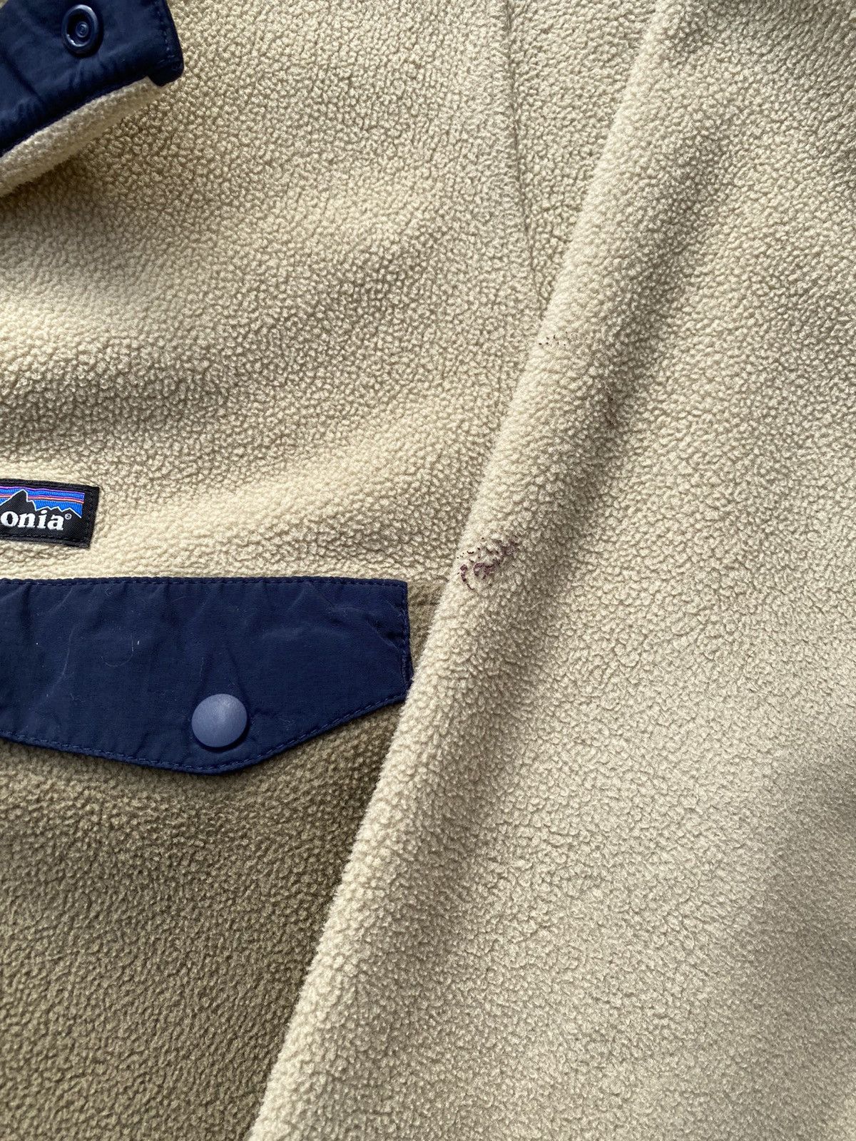 Columbia Patagonia Snap Snychilla Fleece CREAM/TAN (M) Size US M / EU 48-50 / 2 - 5 Thumbnail