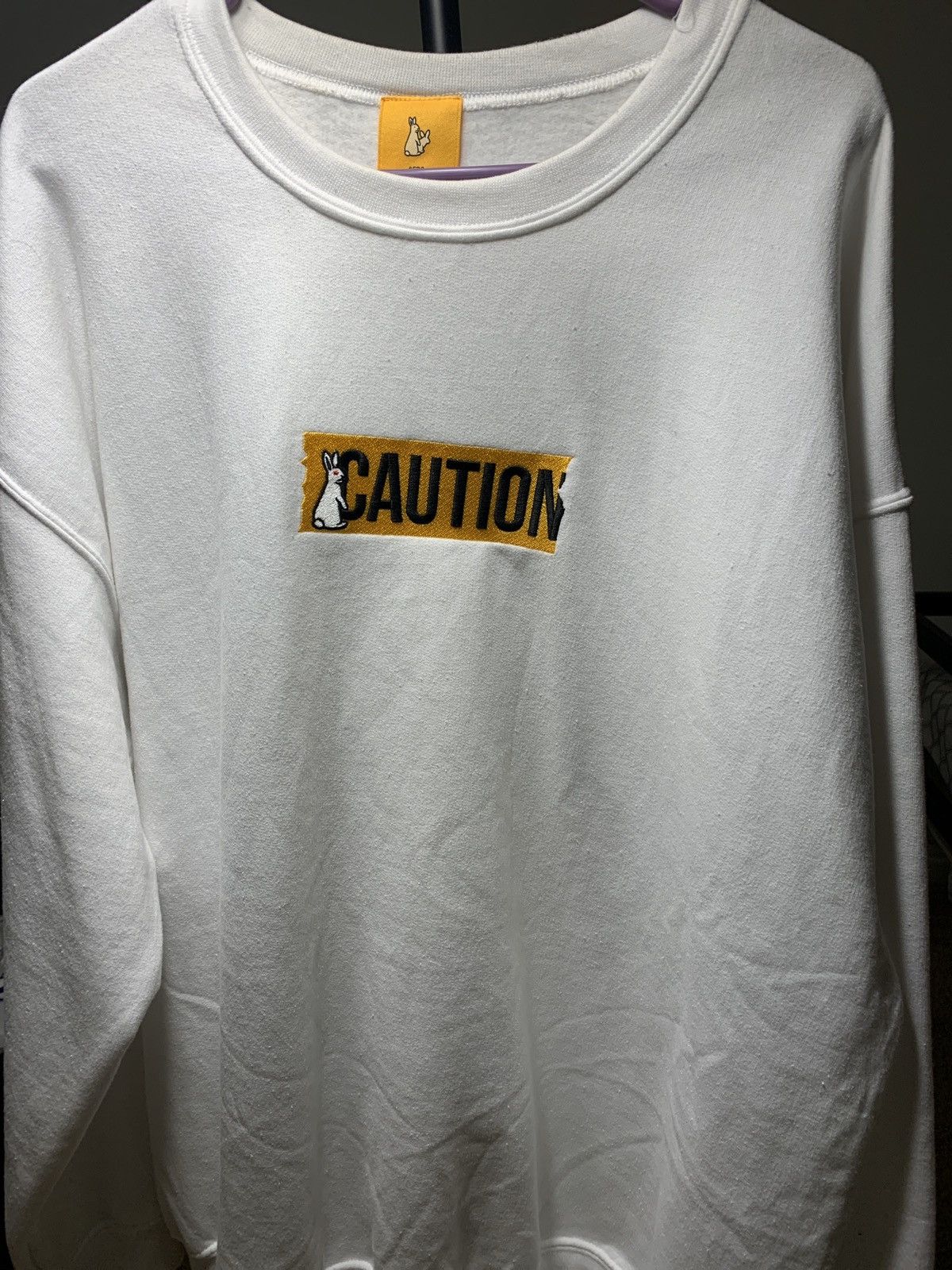 【#FR2】CAUTION Embroidery Logo SWEAT L FR2 エフアールツー CAUTION Embroidery Sweatshirt メンズ