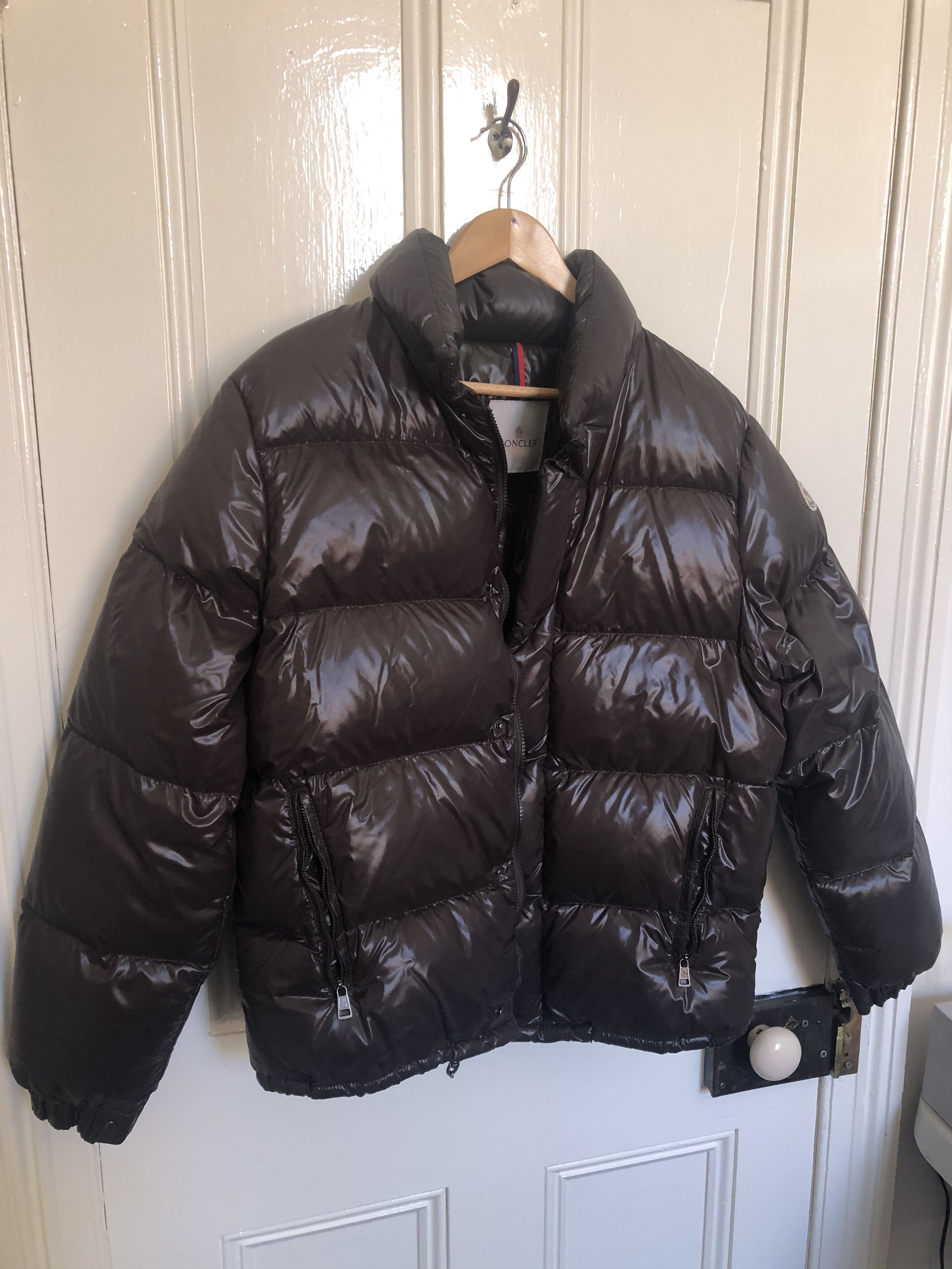 MONCLER GRENOBLE ニンハ フテット フィルト タウンシャケット MONCLER GRENOBLE Teddyフーデッドダウンベスト 4色 (MONCLER