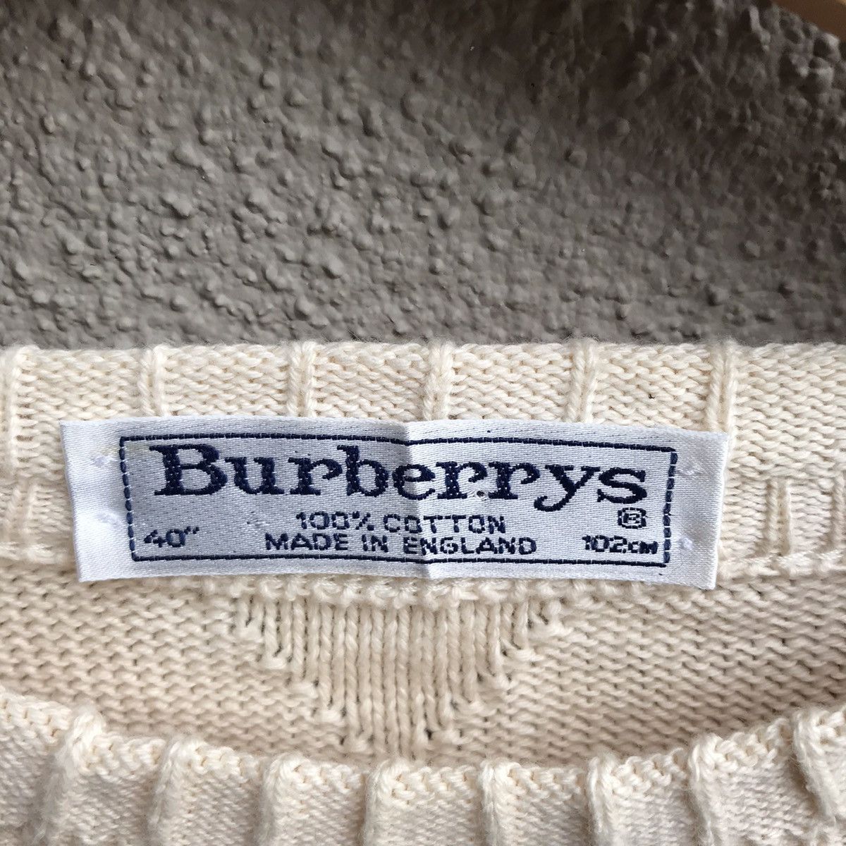 Burberry Vintage BURBERRY england biglogo embroidered knitwear Size US L / EU 52-54 / 3 - 4 Thumbnail