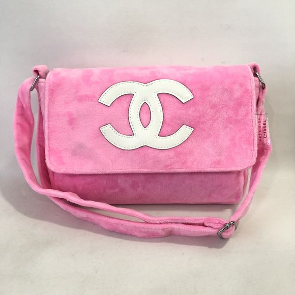 TREASURE WARDROBE on X: CHANEL PRECISION CROSSBODY BAG VIP GIFT