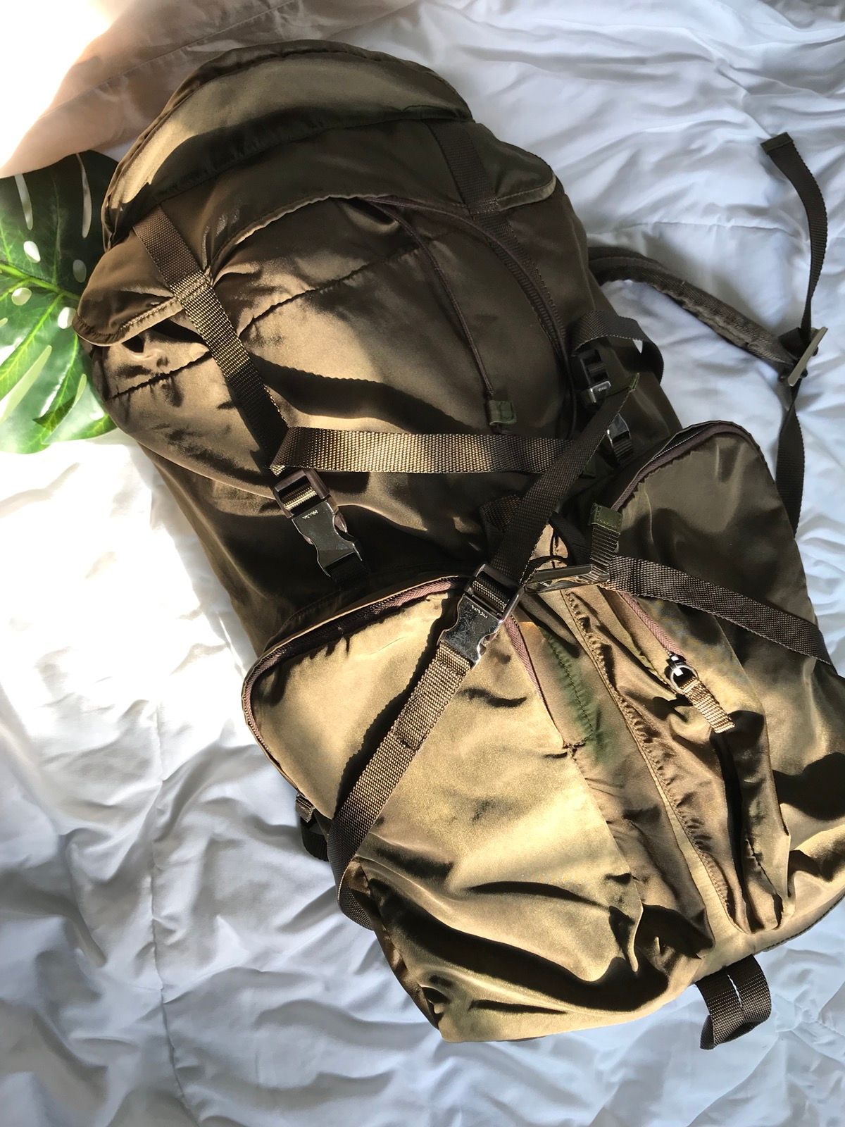 Prada Offer/Nego: Prada V136 Olive Nylon Rucksack Large Backpack