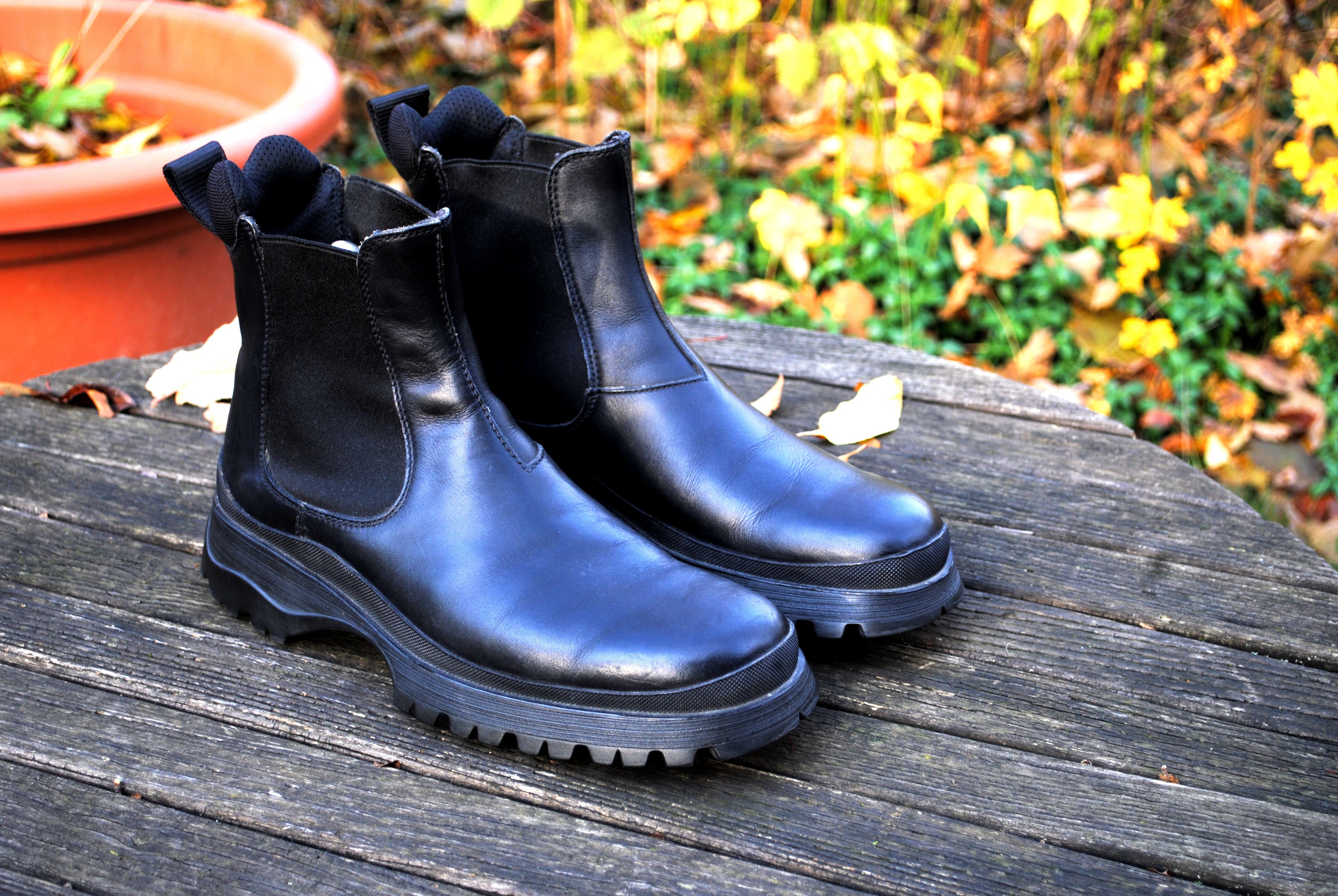 vintage prada sports trekking boots UK8