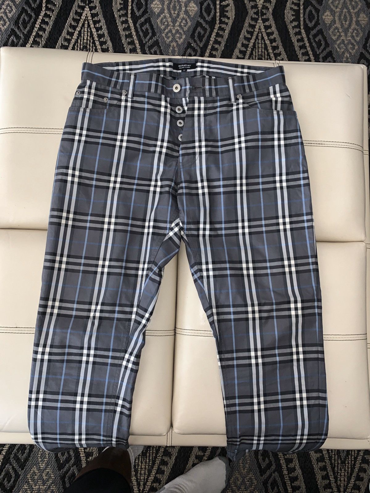 Burberry black label shops pants