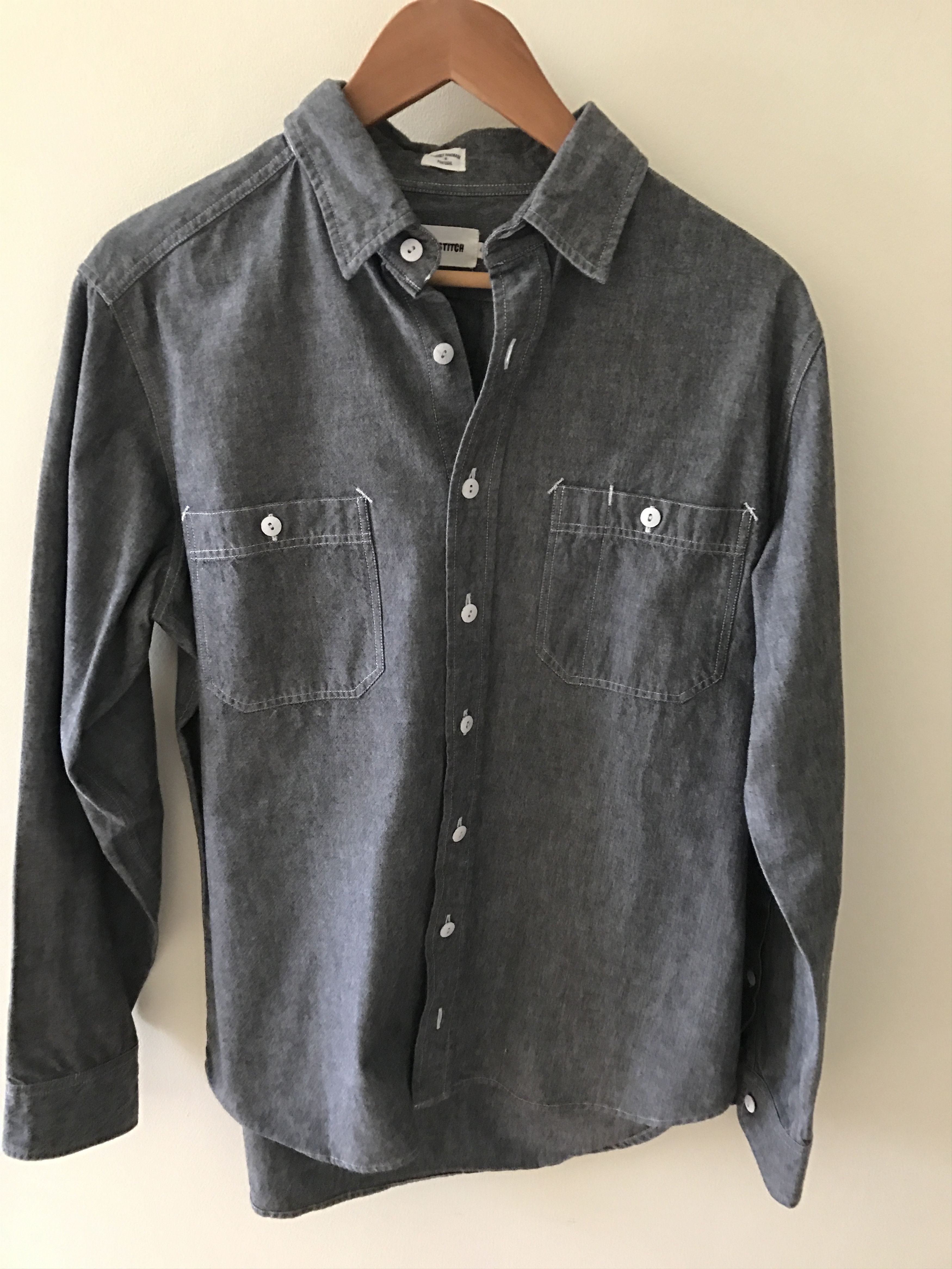 Taylor Stitch The California in Charcoal Everyday Chambray | Grailed