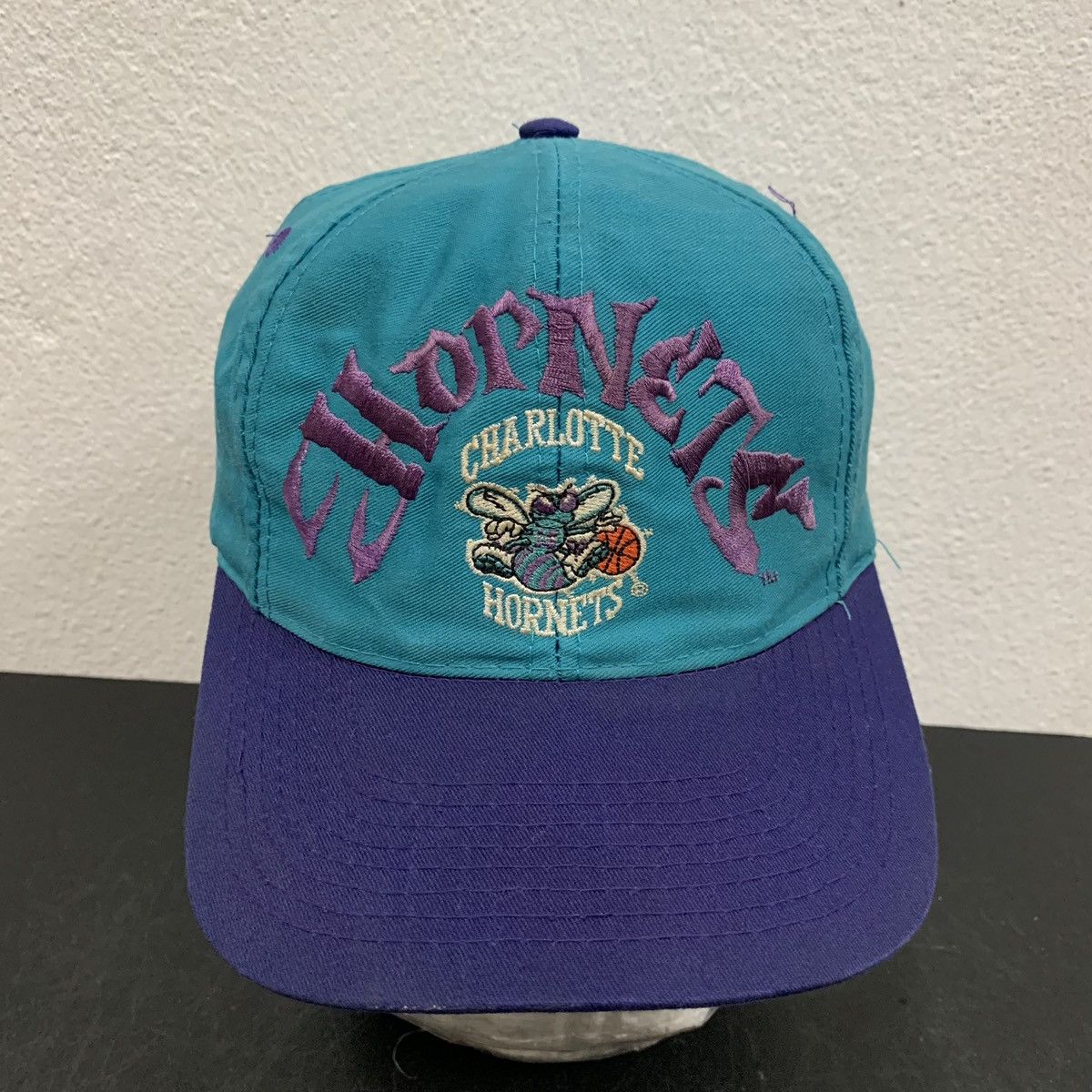 Charlotte Hornets サイン入りキャップ（Charlotte Hornets