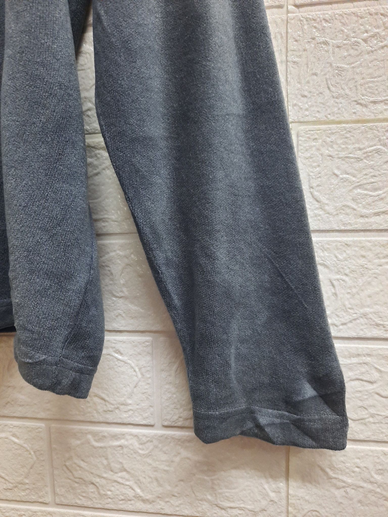 Designer × MCM Vintage MCM Small Logo Long Sleeve Fleece Size Large Size US L / EU 52-54 / 3 - 10 Thumbnail