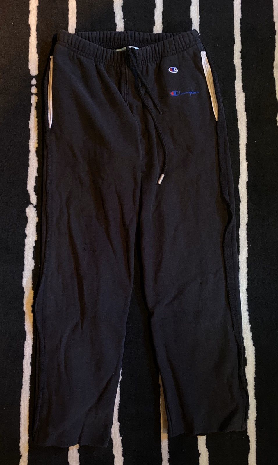 Off white x champion sweatpants deals