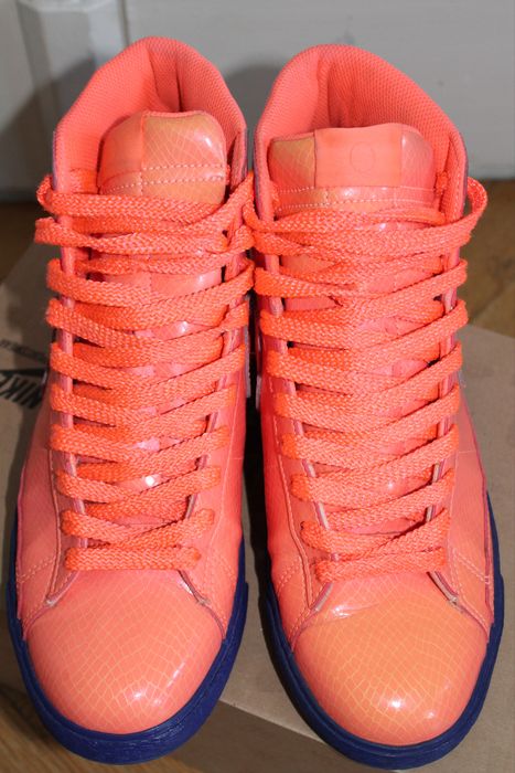 Nike NIKE x CASSETTE PLAYA Blazer Premium (Bright Mango) size 9