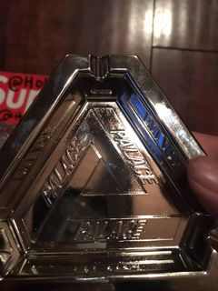 Palace Tri Ferg Ash Tray | Grailed