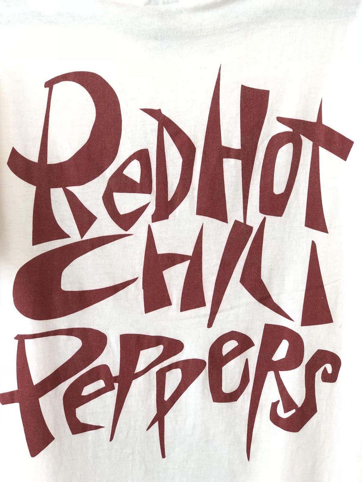 Band Tees × Giant Tees × Vintage Vintage 90s Red Hot Chili Pappers Rare Giant Tee Size US M / EU 48-50 / 2 - 6 Thumbnail
