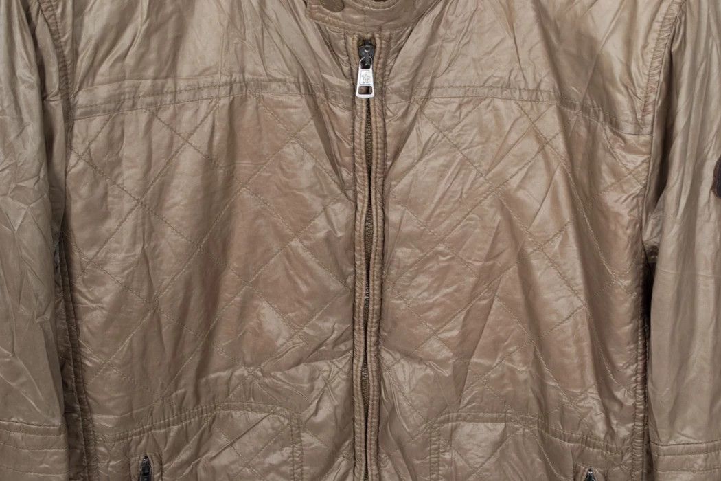 BROWN LIGHTWEIGHT JACKET WITH LEATHER BADGE