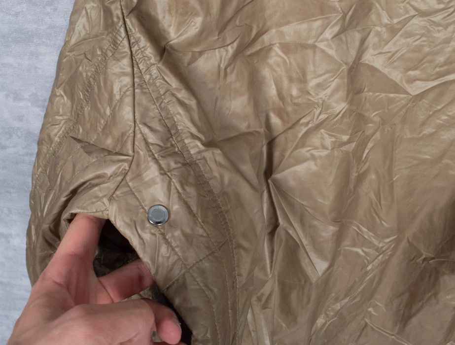BROWN LIGHTWEIGHT JACKET WITH LEATHER BADGE