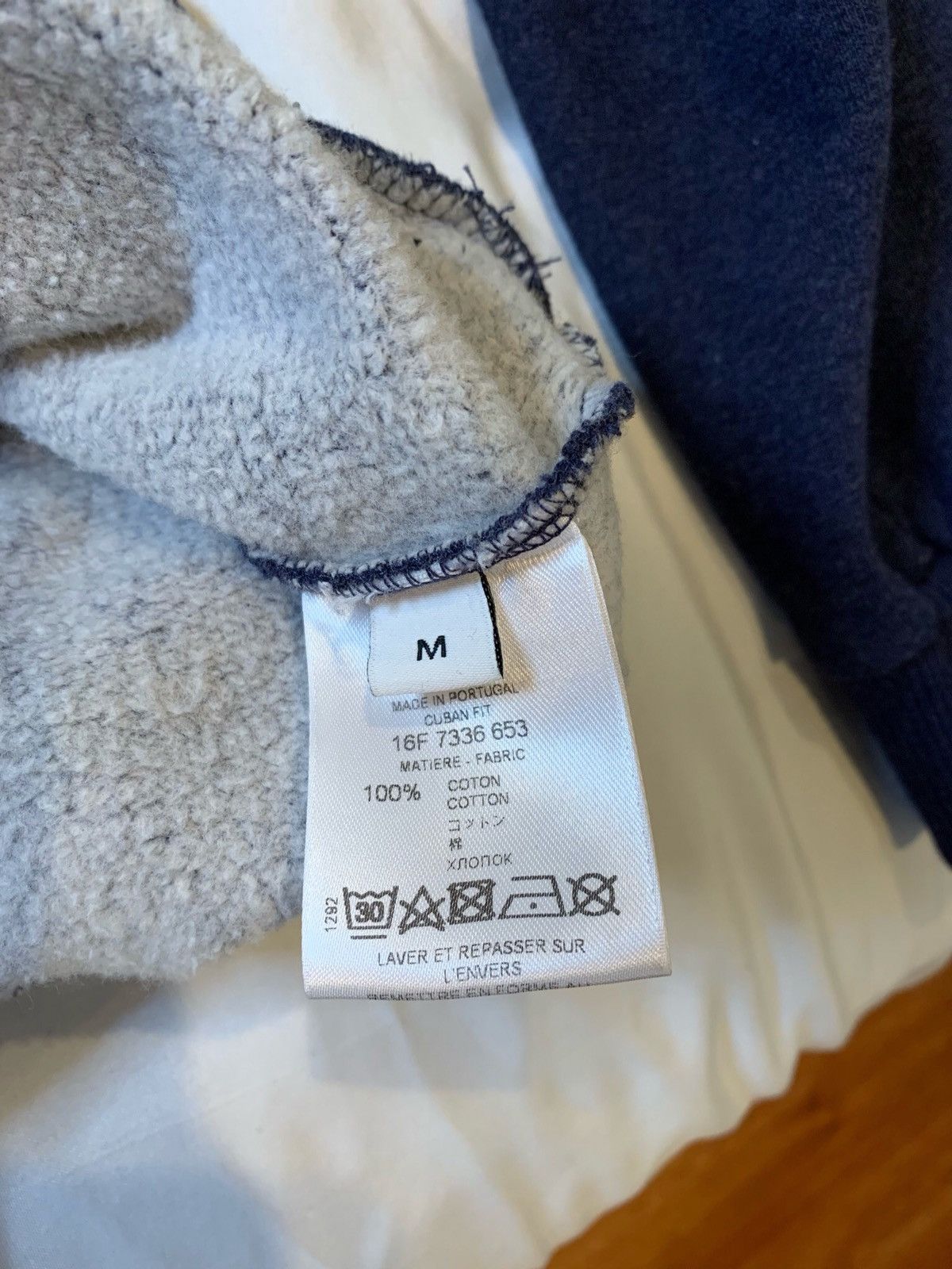 Givenchy Givenchy sweater, RARE Size US M / EU 48-50 / 2 - 4 Thumbnail