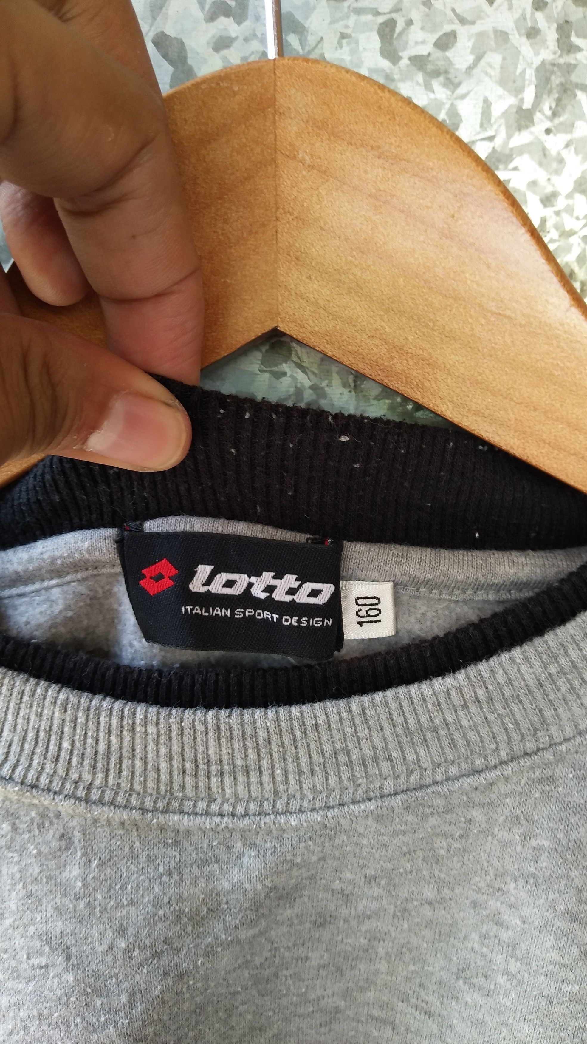 Lotto Sport 🔥 Lotto sweatshirt big logo spell out Size US S / EU 44-46 / 1 - 3 Thumbnail