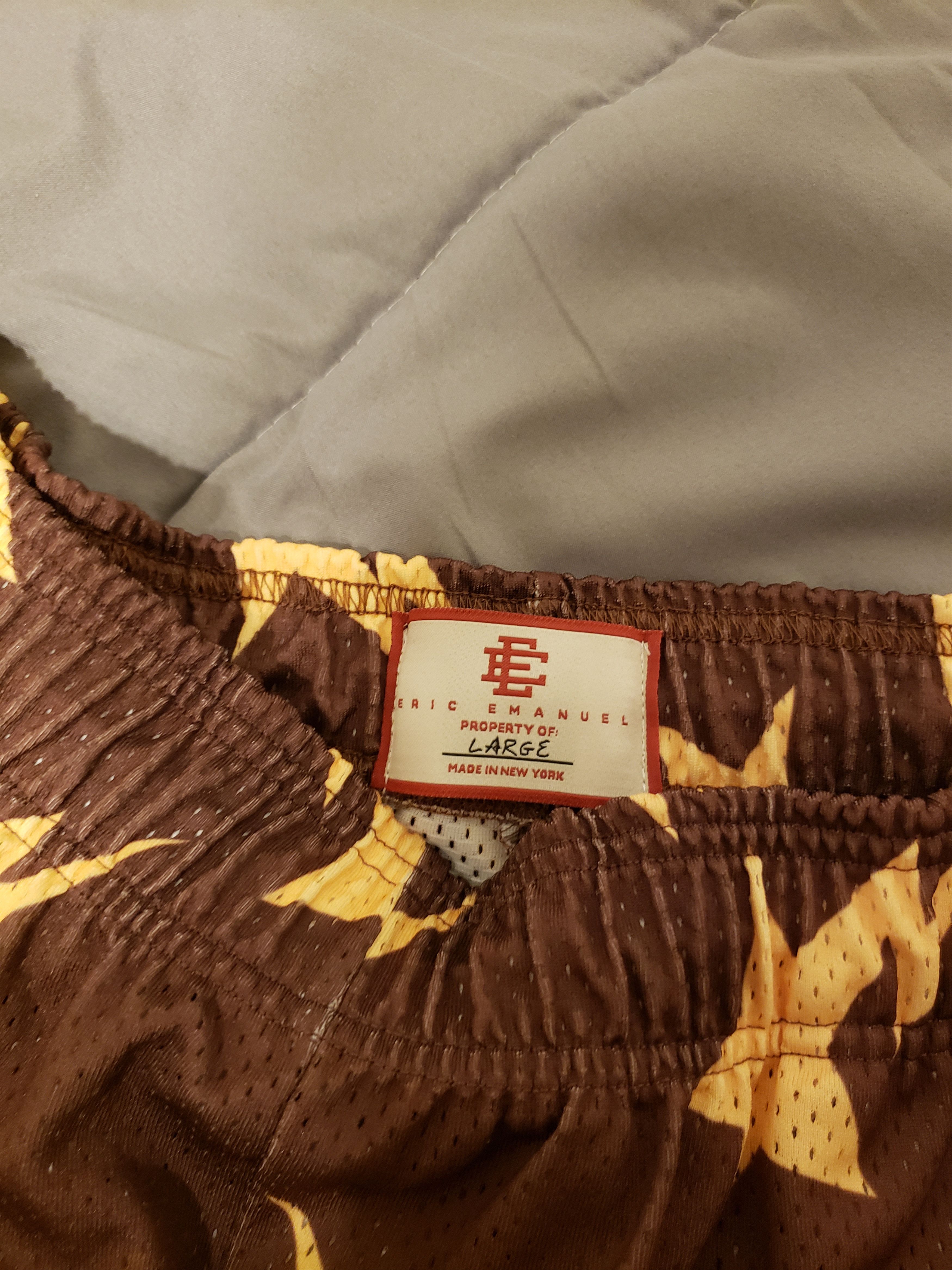 Bape × Eric Emanuel Bape x Eric Emanuel Miami ONLY Star Shorts Size US 32 / EU 48 - 3 Thumbnail